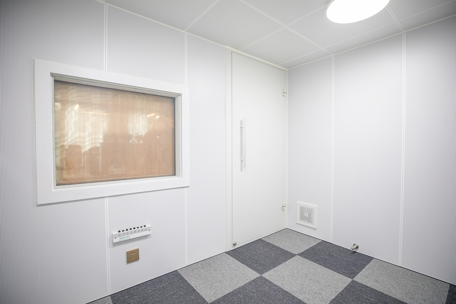 聆康电磁屏蔽室丨为高精尖医疗设备打造“电磁静默”空间(图2) IMGL7242.jpg